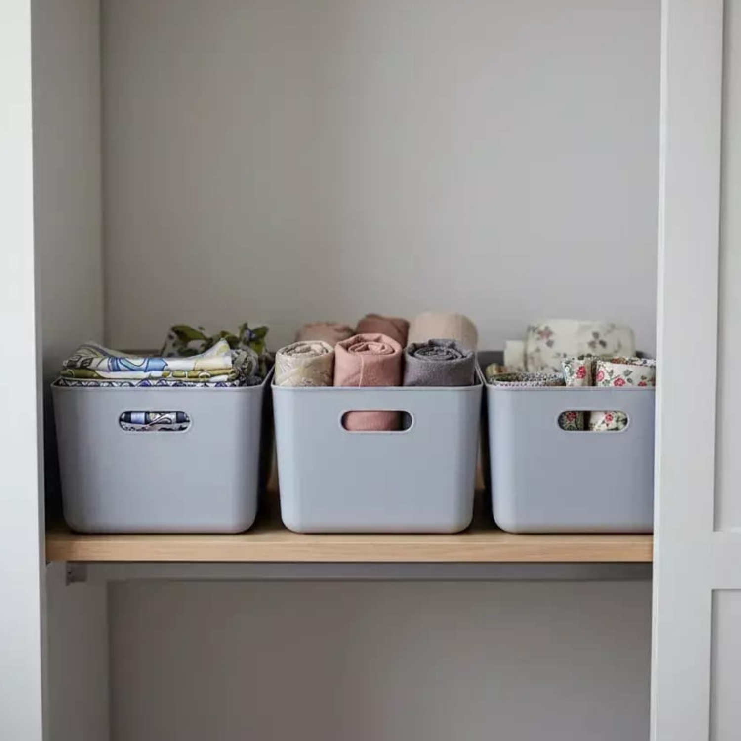 Caja top moderna color #2 con tapa plástica